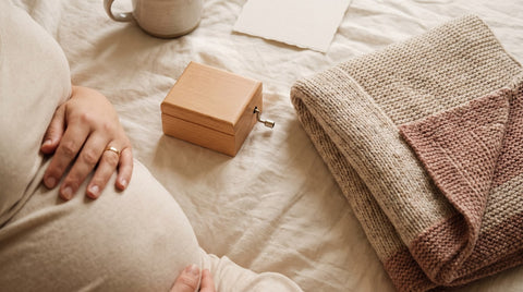 Ab wann hört ein Baby im Bauch eine Spieluhr?